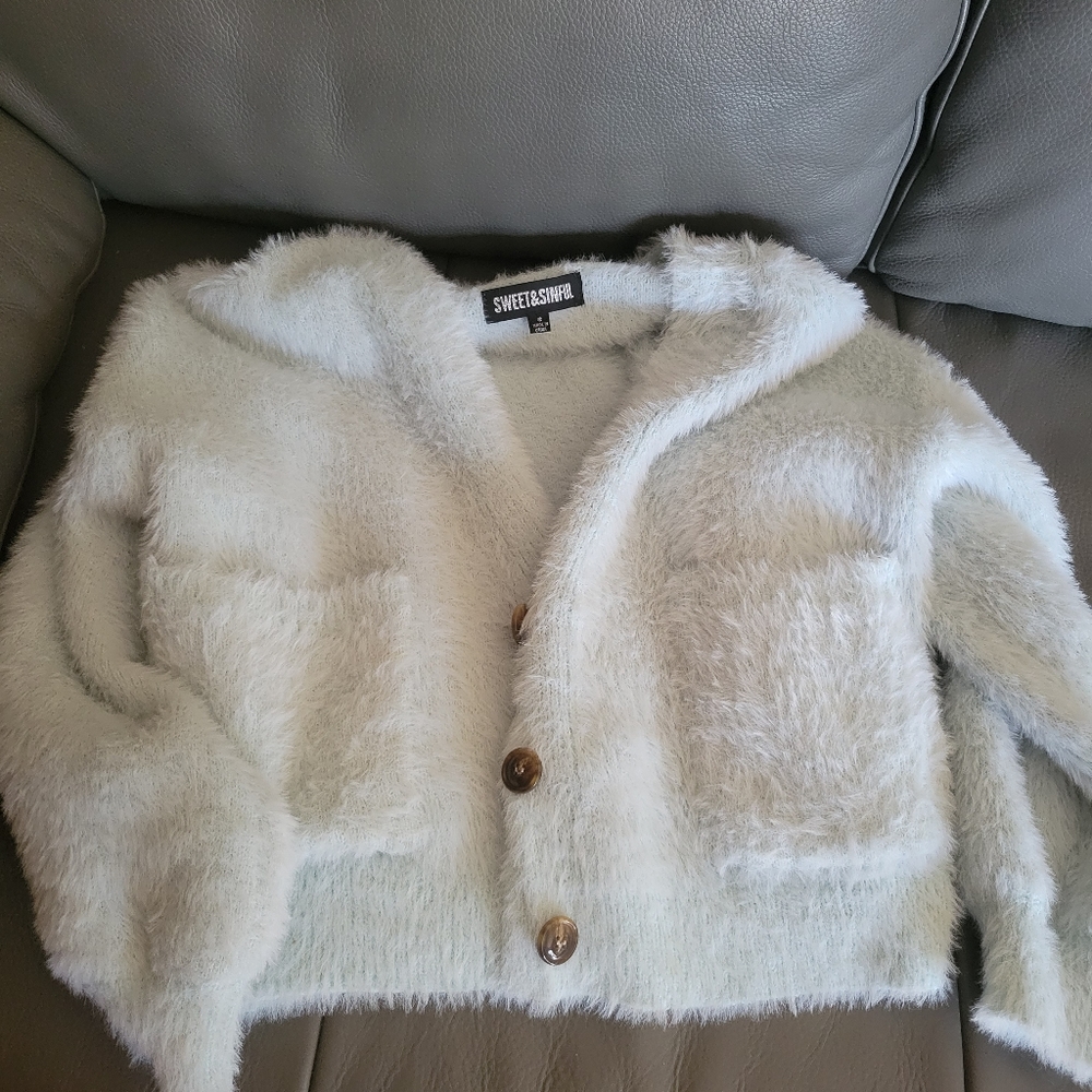 Prefect for cold season. The is light blue